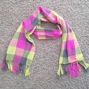 Soft plaid scarf